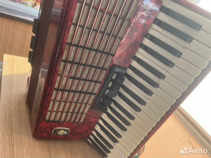 Аккордеон Weltmeister Stella 3/4