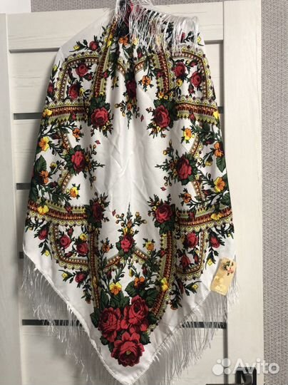 Палантин новый, платки новые