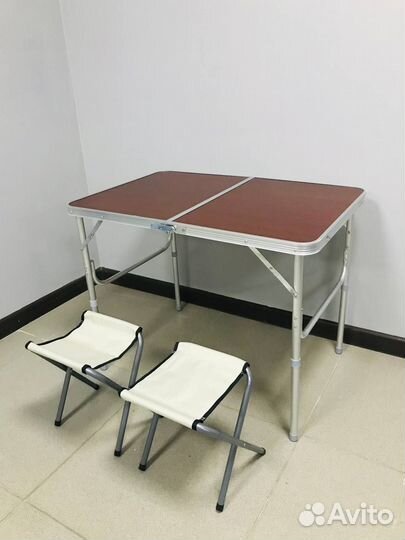 Стол складной раскладной + 2 стула