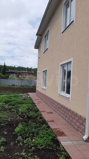 Коттедж 209,7 м² на участке 12 сот.