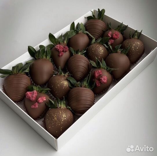 Клубника / черешня в шоколаде