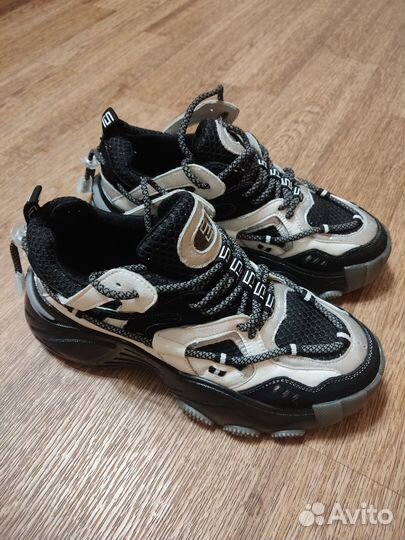 Кросовки кожа