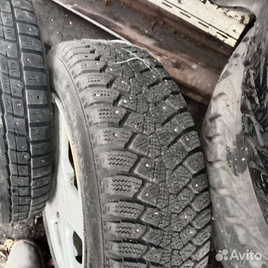 Dunlop SP Winter Ice 01 175/65 R14