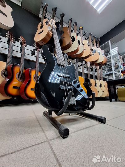 Бас гитара Aria