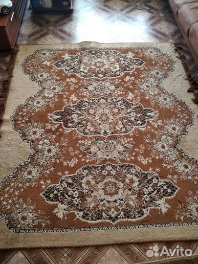 Ковер шерстяной