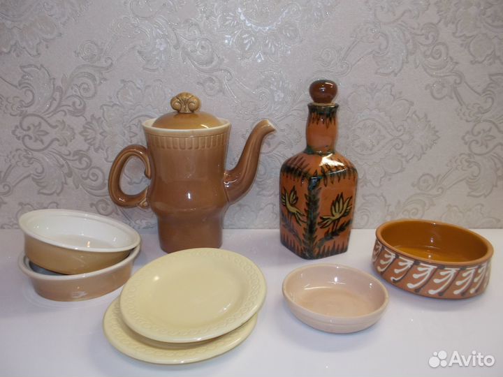 Кружки и кувшины из керамики