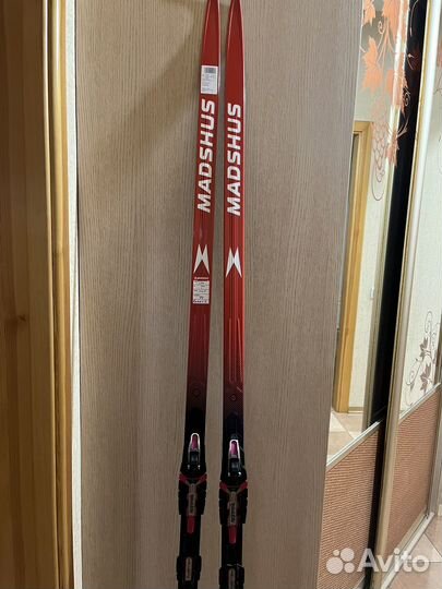 Беговые лыжи