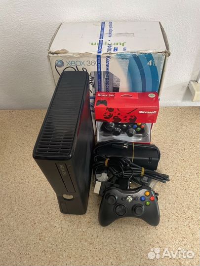 Игровая приставка xbox 360