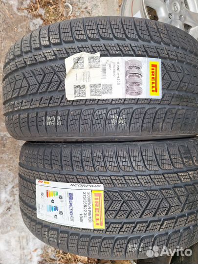 Pirelli Scorpion Winter 275/35 R22 104V