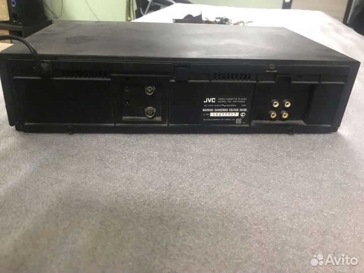 Видеомагнитофон