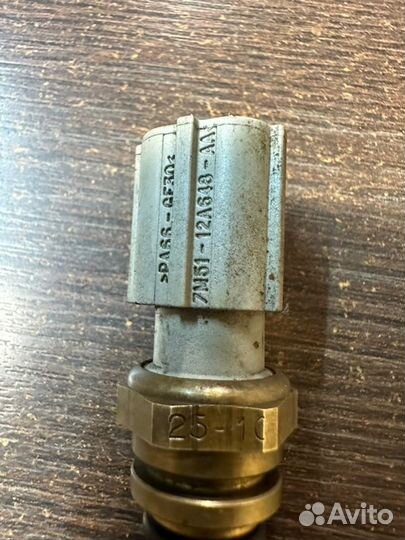 Датчик температуры охлаждающей жидкости Ford Focus