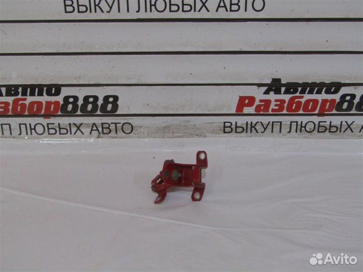 Петля двери задняя левая Mazda 3 Bk хетчбек LF 2.0