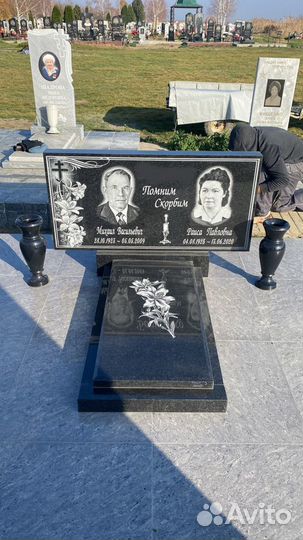 Фото на памятник, изготовление ритуальных табличек