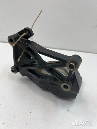 Кронштейн тнвд Hyundai Grand Starex TQ D4CB 2008