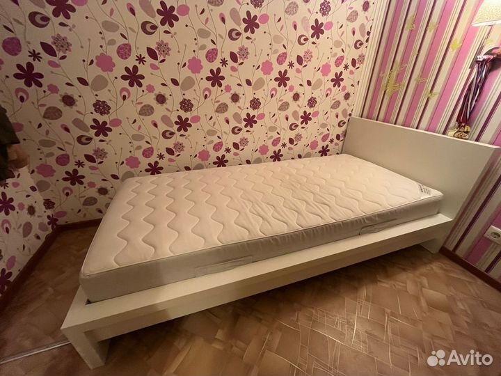 Кровать с матрасом Икеа