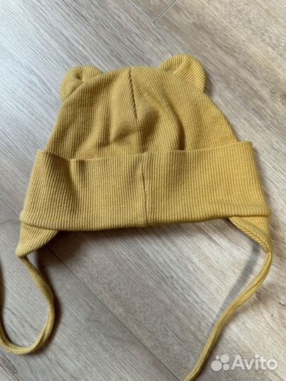 Шапка для малышей на осень