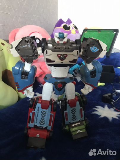 Игрушка робот трансформер