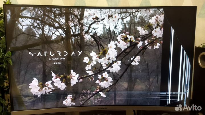 Монитор Samsung 27 изогнутый