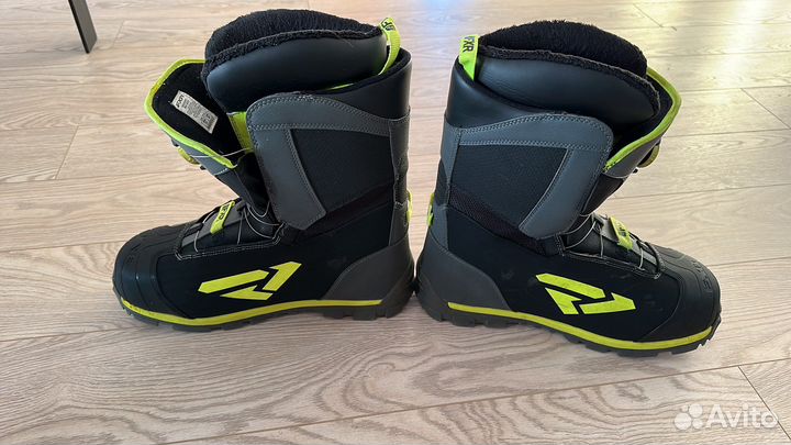 Снегоходные ботинки fxr