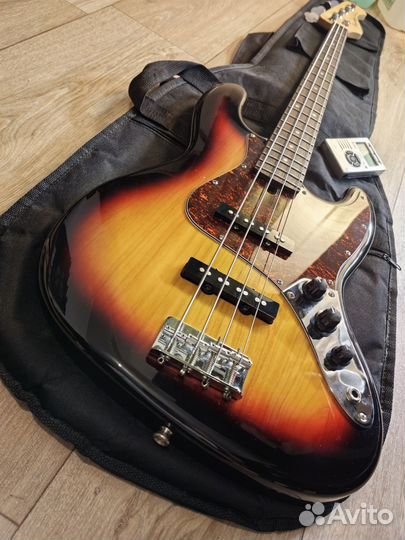 Бас гитара Bacchus Universe Series Since 1994