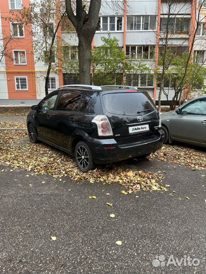 Toyota Corolla Verso 1.8 AMT, 2005, 240 000 км