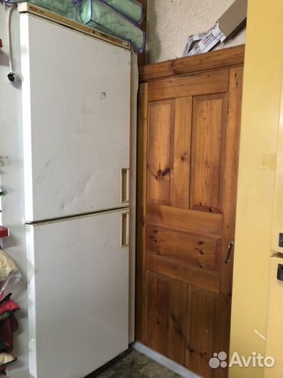 Холодильники для промышленного производства 2 шт