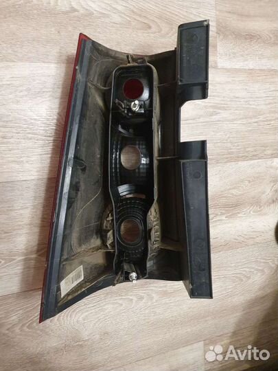 Фонарь задний правый на LADA Largus