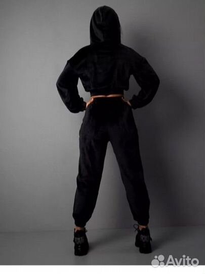 Спортивный костюм велюровый