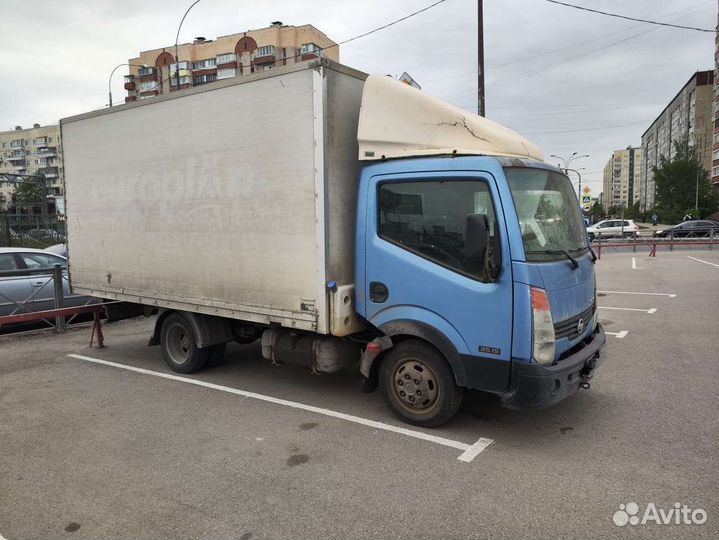 Nissan Cabstar будка фургон