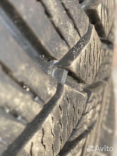 Michelin X-Ice Snow 245/45 R19 102H