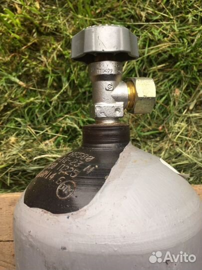 Баллон из под газов