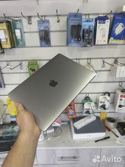 Macbook pro 13 2019 touch bar