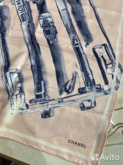 Платок chanel новый оригинал шелк