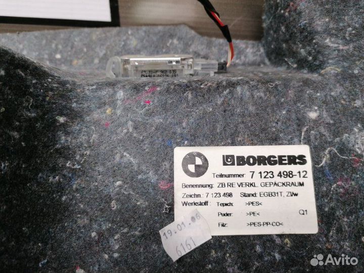 Обшивка багажника задняя правая Bmw 1-Series E87