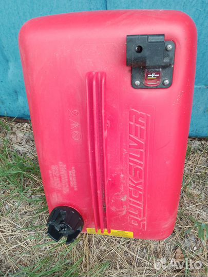 Продам бак для лодочного мотора Канада 25 литров