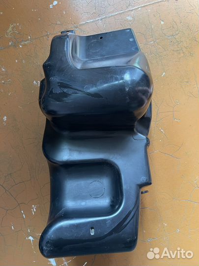 Штатный сабвуфер bmw X5