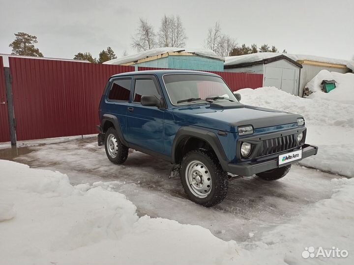 LADA 4x4 (Нива) 1.7 МТ, 2011, 70 000 км