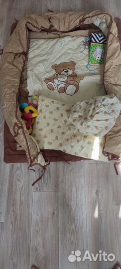 Комплект в детскую кроватку бортики