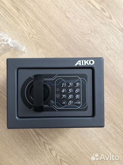 Сейф Aiko T-140 EL