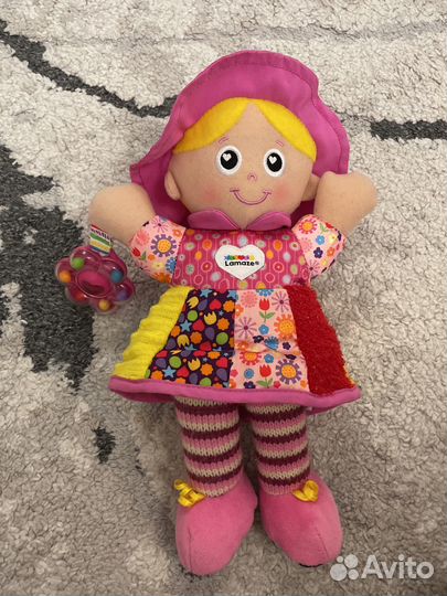 Игрушка кукла с шуршащей юбочкой