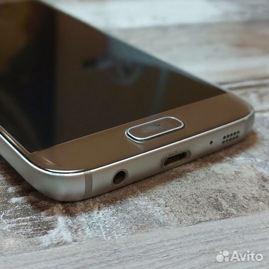 Samsung Galaxy S7, 4/32 ГБ