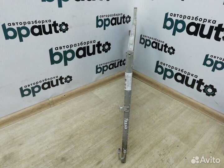 Радиатор кондиционера 92100-JN00A Nissan Teana 32