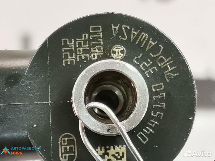 Форсунка Opel Insignia (A) 2009 55566050