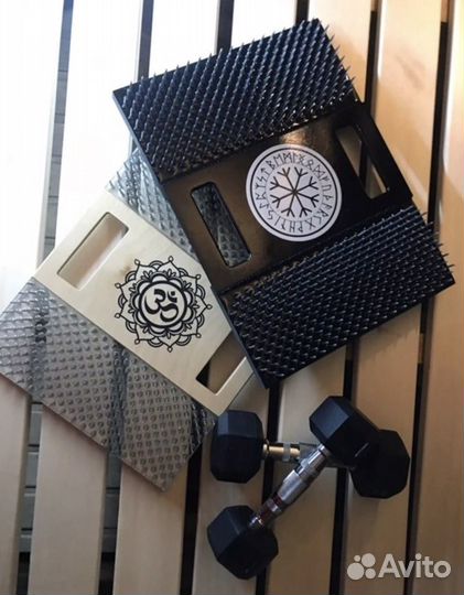 Доска с гвоздями для йоги садху массаж