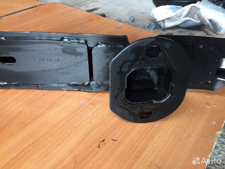 Bmw x3 e83 усилитель заднего бампера