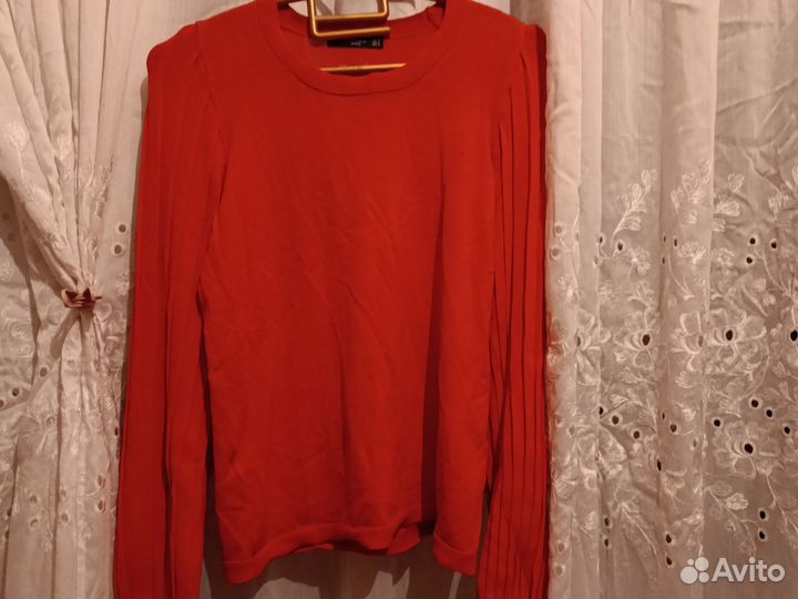 Кофточка красное