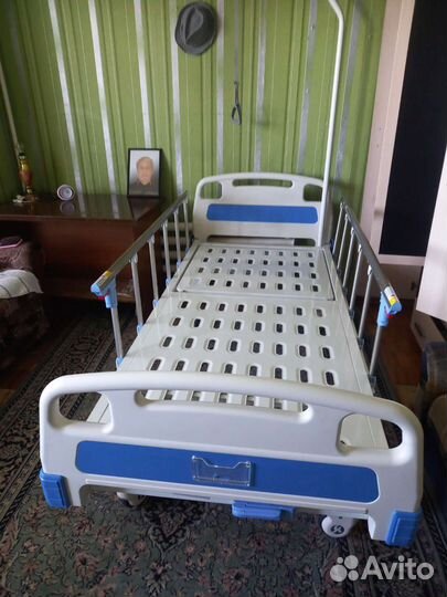 Кровать медицинская многофункциональная с матрасом