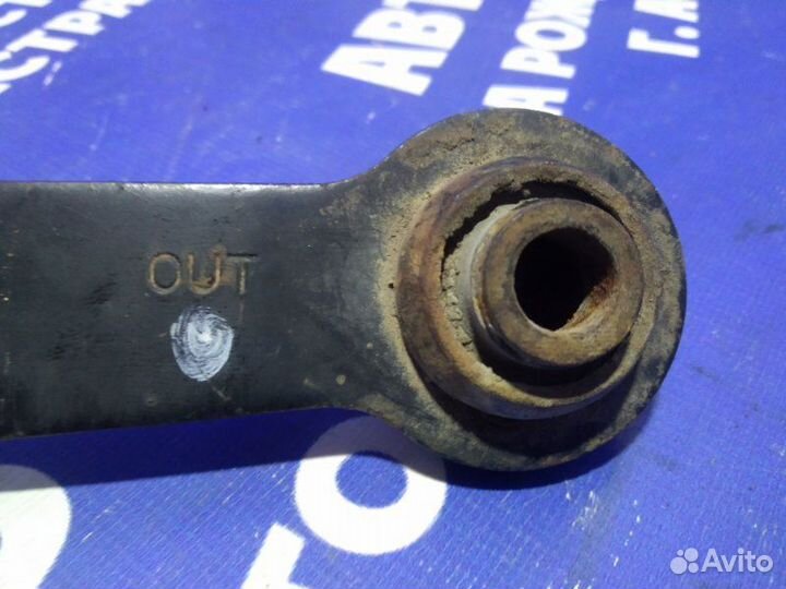 Задняя правая поперечная тяга Toyota Avensis седан