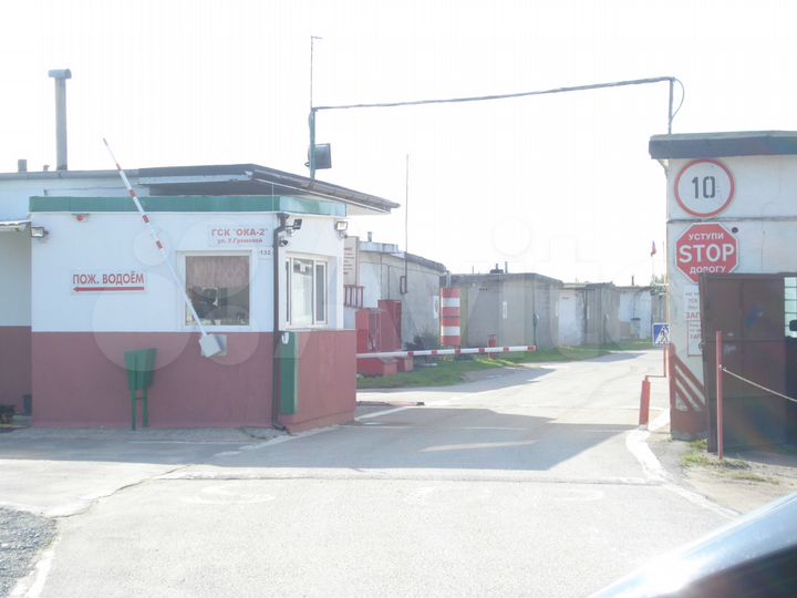 Гараж, > 30 м²