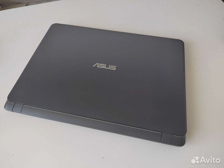 Asus